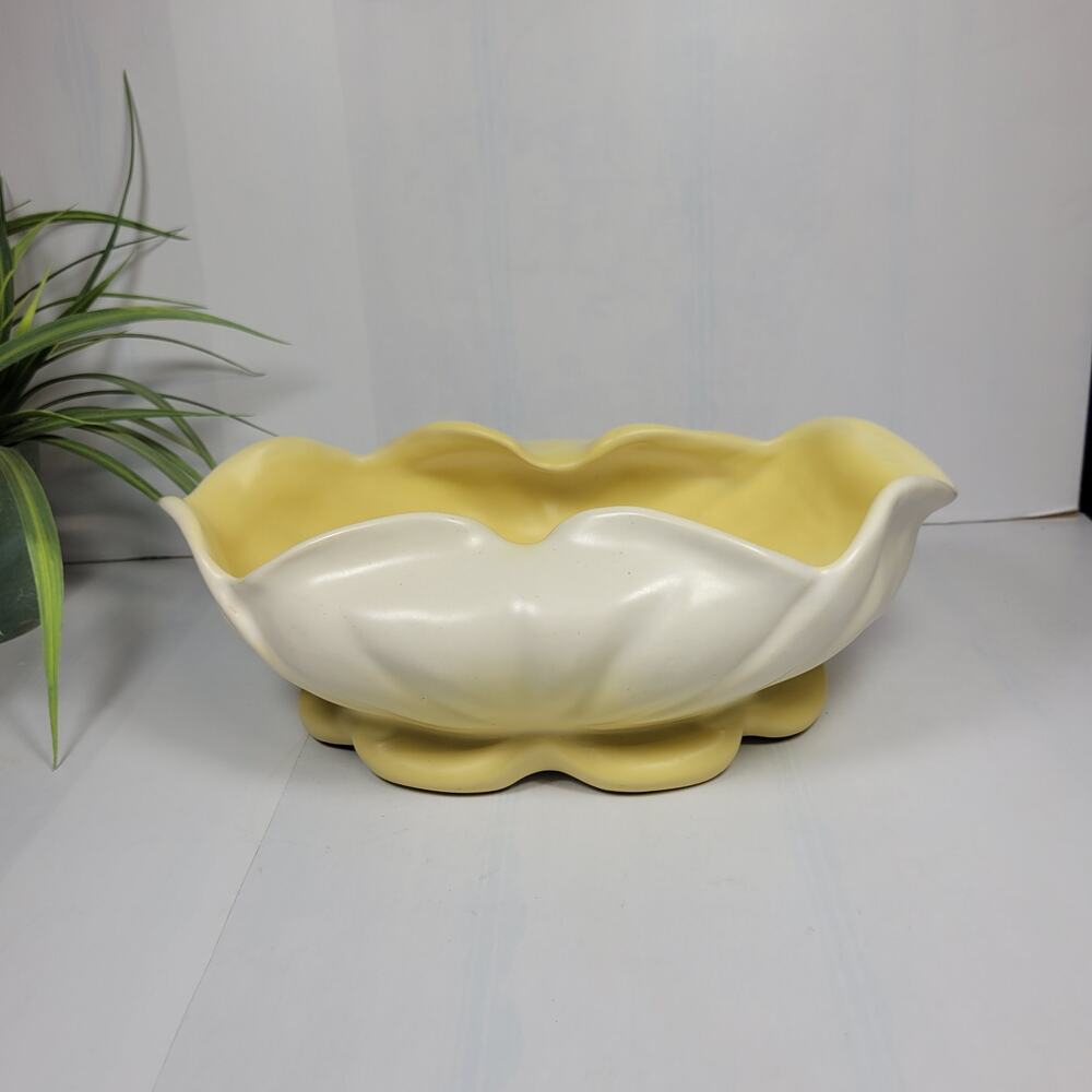 Vintage Weller Pottery Console Bowl  Creamy White Yellow Ombre Oval